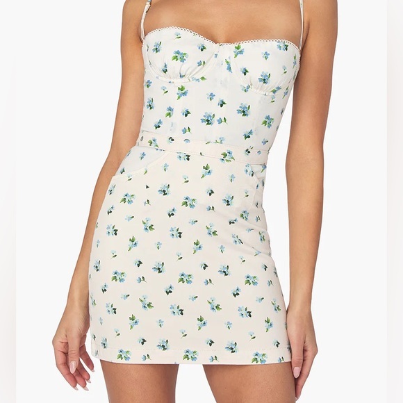 NWT WeWoreWhat Watercolor Ditsy Floral Cutout Skirt - Picture 1 of 7